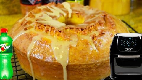 Air Fryer 7-UP Cream Cheese Pound Cake Recipe | DIY Joy Projects and Crafts Ideas