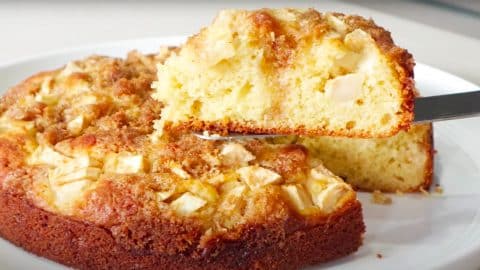 Apple Cake Recipe | DIY Joy Projects and Crafts Ideas
