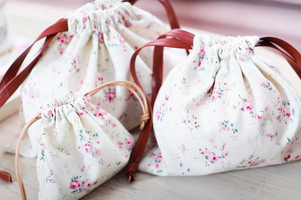 Beginners Sewing: DIY Drawstring Pouches | DIY Sewing