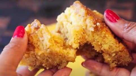 Brown Sugar Swirled Honey Cornbread Recipe | DIY Joy Projects and Crafts Ideas