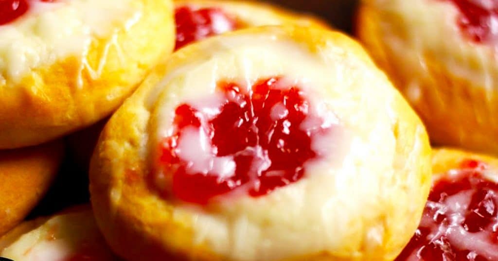 Cream Cheese Danish With Crescent Rolls Recipe - Breakfast Pastries - Quick and Easy