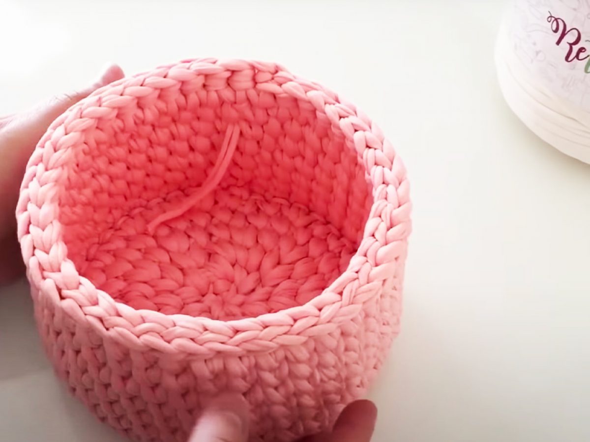 DIY Crochet Kit Basket Project (T shirt yarn kit) Light Gray/Mint