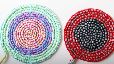 Crochet T-shirt Yarn Rug | DIY Joy Projects and Crafts Ideas