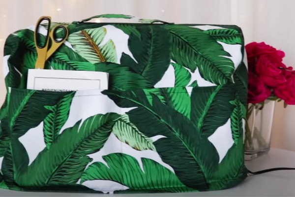 DIY: Sewing Machine Cover - Beginners Sewing Project