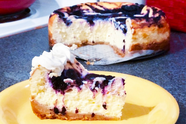Low-Carb Blueberry Swirl Cheesecake Recipe - Cheesecake Recipes