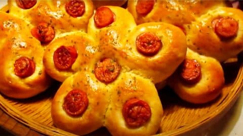 Sausage Flower Bread Recipe | DIY Joy Projects and Crafts Ideas