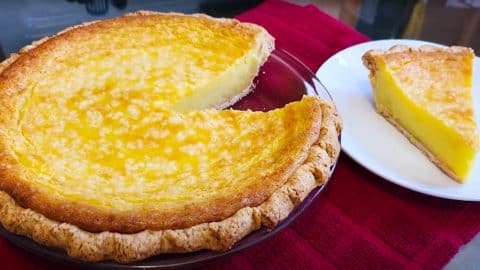 Southern Lemon Chess Pie Recipe | DIY Joy Projects and Crafts Ideas