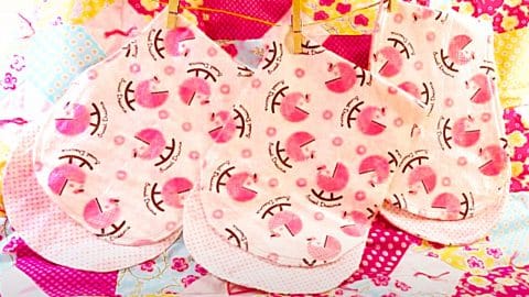 3 Easy Ways To Sew Burp Cloths | DIY Joy Projects and Crafts Ideas