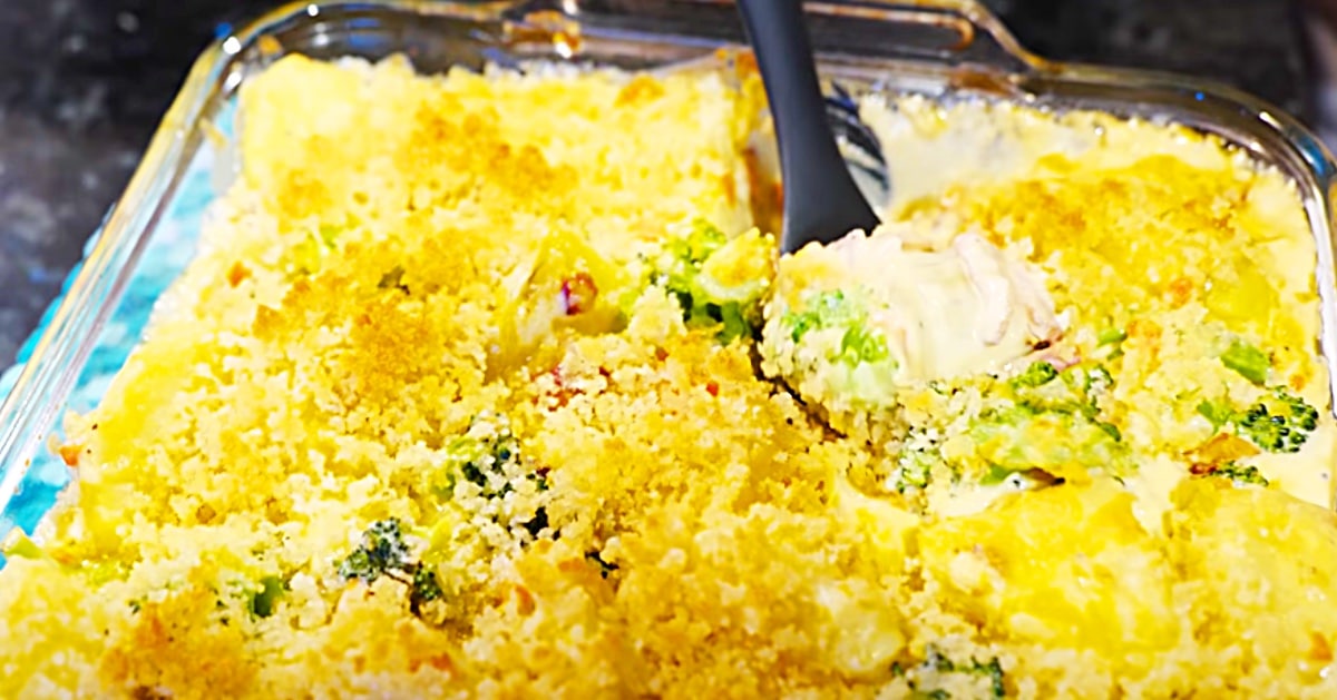 Broccoli And Cheddar Potato Bake Casserole Recipe | DIY Joy Projects and Crafts Ideas