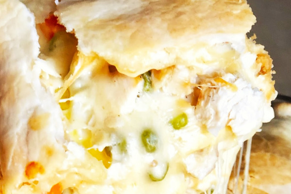 Cheesy Chicken Pot Pie Lasagna Recipe - Pasta Recipes