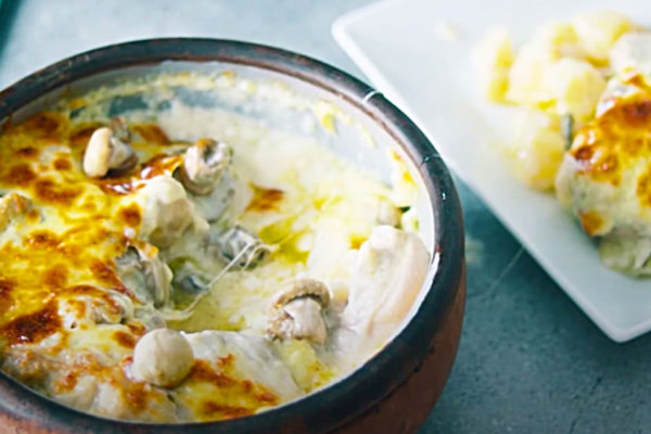 Chicken Casserole Recipe - Easy Chicken Meals - Make A Cream Sauce For Chicken