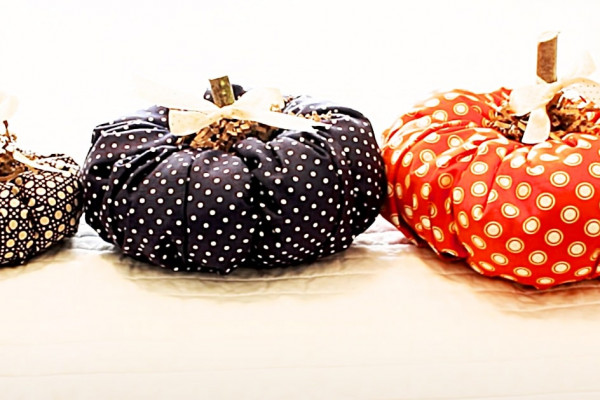 How To Make Fabric Pumpkins - Fall Decor Ideas -DIY Pumpkin Decor