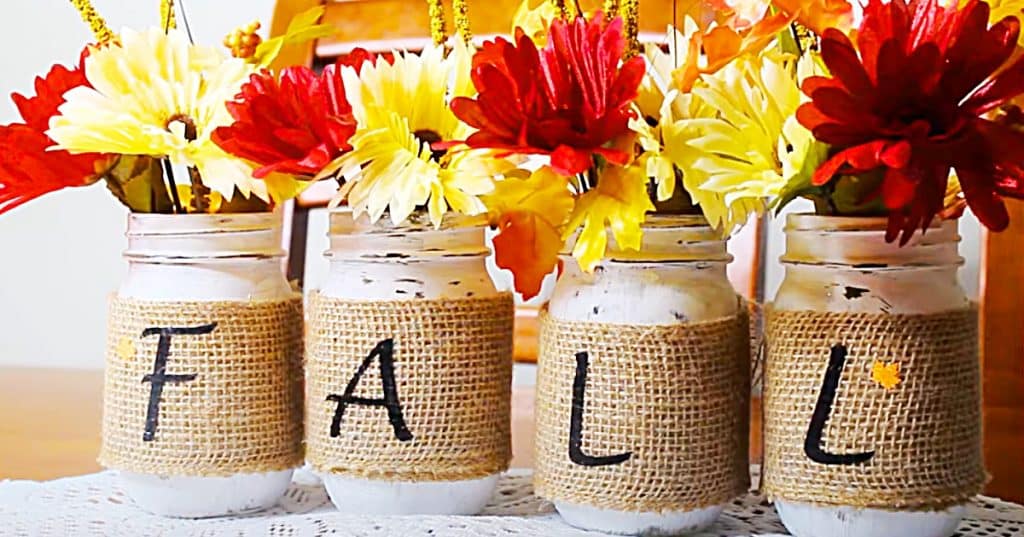 How To Make A Mason Jar Fall Centerpiece - Fall Decor Ideas - Holiday Table Decor
