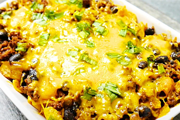 How To Make Frito Pie - Easy Dinner Ideas - Quick Frito Pie