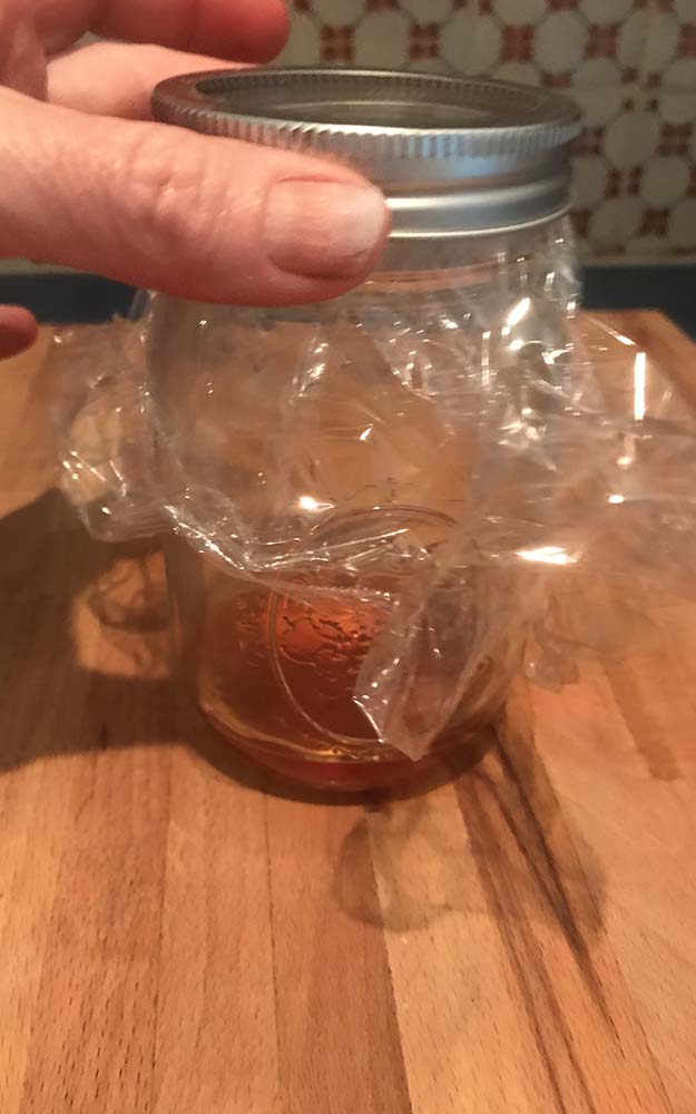 Ways to Get Rid Of Fruit Flies In Kitchen With Mason Jar, Saran Wrap and Vinegar -DIY Fly Trap for Kitchen -How to Make A Fruit Fly Trap