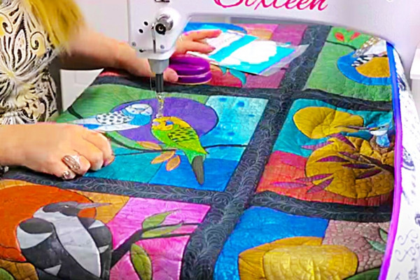 How To manage A Large Quilt On A Small Machine - Quilting Tips - Easy Quilting