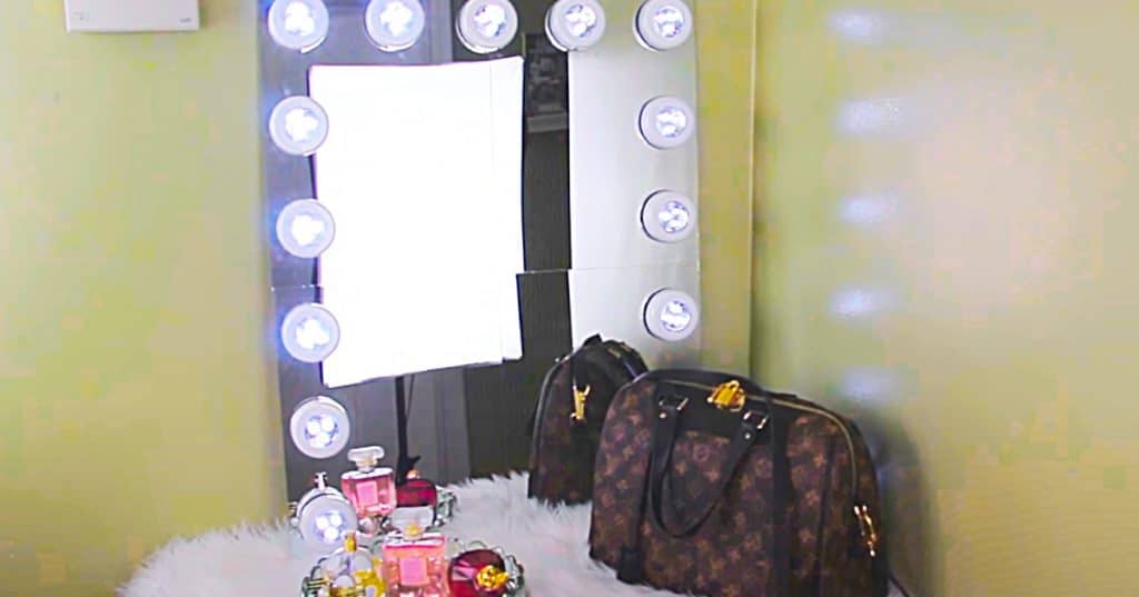 How To Make A Hollywood Vanity Mirror - Dollar Tree DIY - DIY Mirror Idea