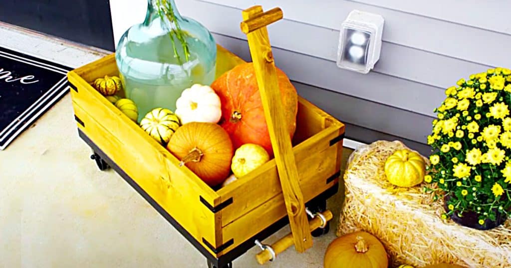 How To Make a Wooden Wagon - Fall Decor Ideas - DIY Wood Craft Ideas