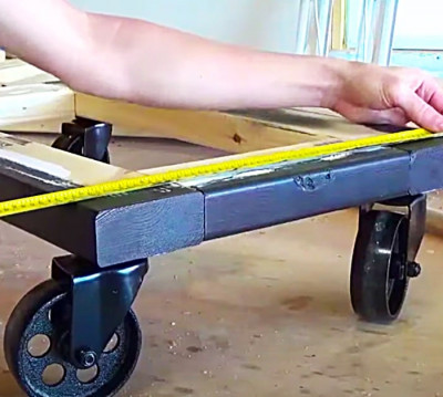 How To Build A Decorative Fall Wooden Wagon - DIY Joy
