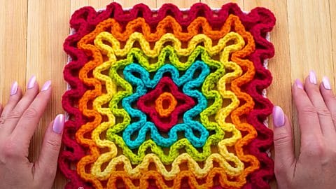 How To Crochet A Wavy Hot Pad | DIY Joy Projects and Crafts Ideas