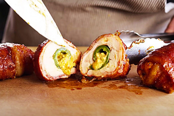 How To Make Jalapeno Popper Chicken - BBQ Chicken Recipe - Outdoor Cooking Ideas