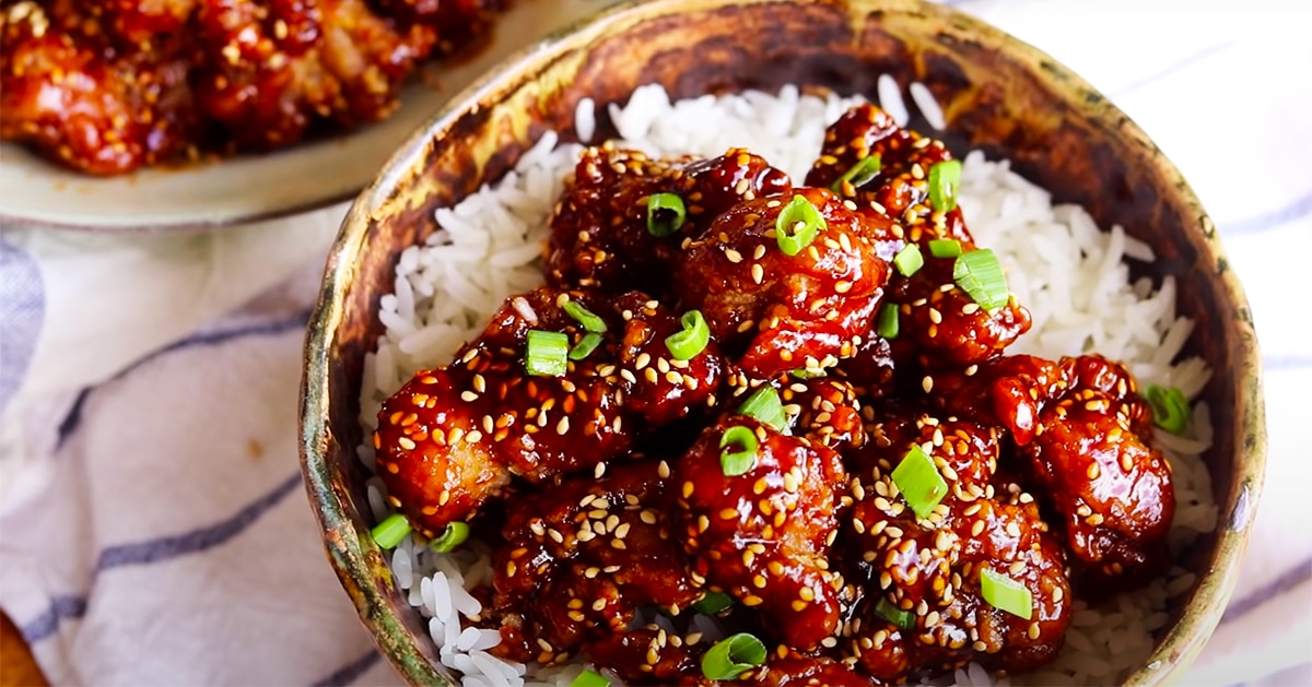 Better Than Take Out Sesame Chicken | DIY Joy Projects and Crafts Ideas