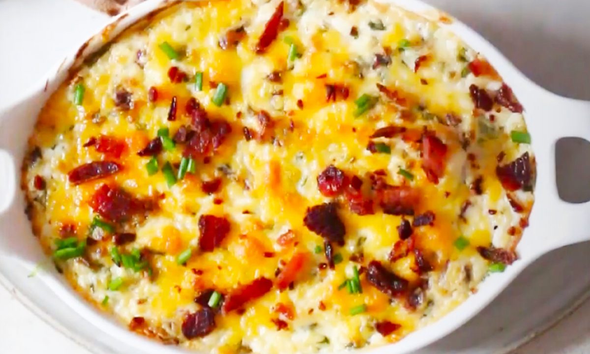 https://diyjoy.com/wp-content/uploads/2020/09/Cream-Cheese-Dip-With-Bacon-And-Cheddar-1200x720.jpg