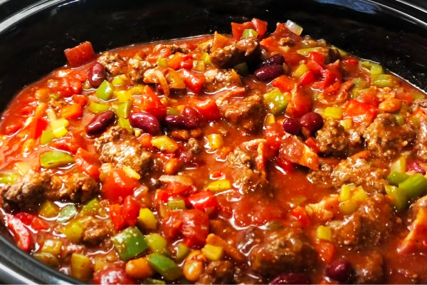 How To Make Crockpot Chili Recipe - Easy And Quick Chili Recipes
