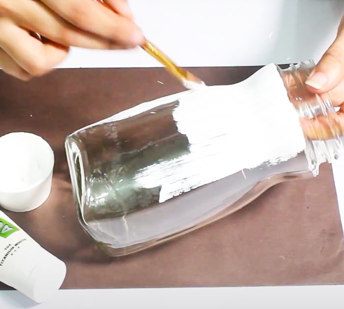 Paint An Empty Jar Or Mason Jar To Make Light Decor - Easy Simple Crafts - Halloween Crafts