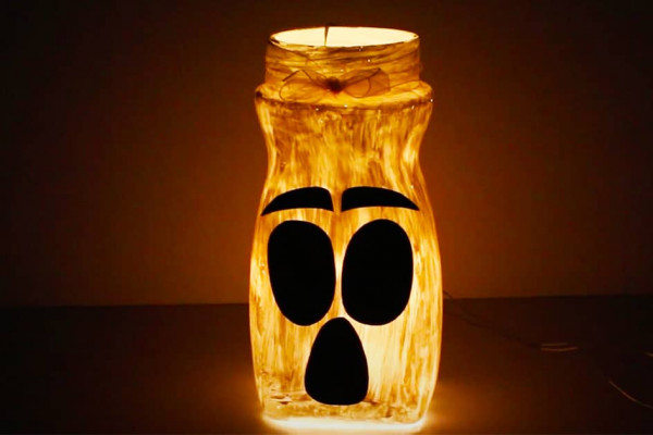 How To Make A Halloween Mason Jar Light Decor - Mason Jar Crafts
