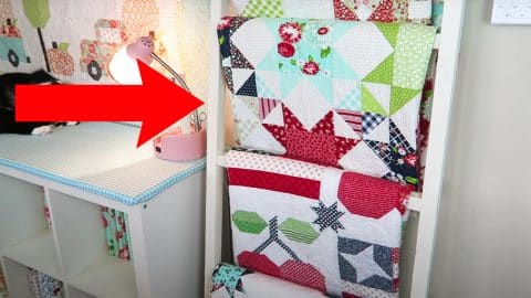 DIY Quilt Ladder | DIY Joy Projects and Crafts Ideas