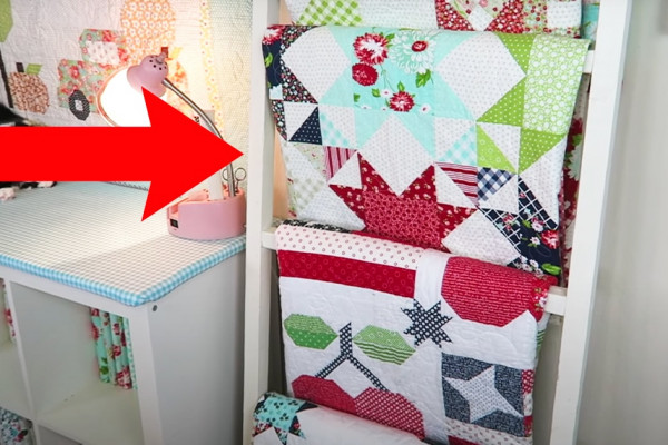 DIY Quilt Ladder - Easy Ladder Builds - DIY Quilts