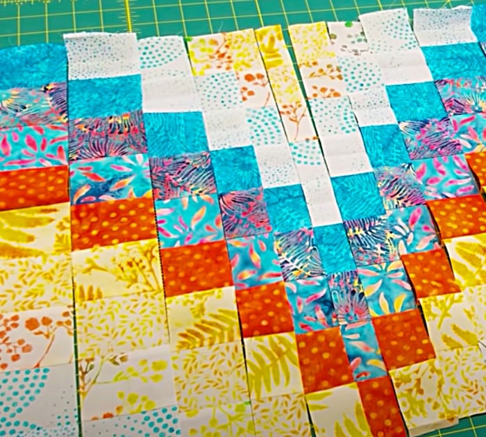 Scrappy Quilt - Free Quilt Pattern - Quilt With Squares