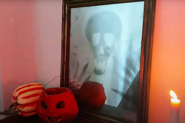 How To Make A Halloween Mirror From A Picture Frame - DIY Halloween Decor - Haunted Mirror