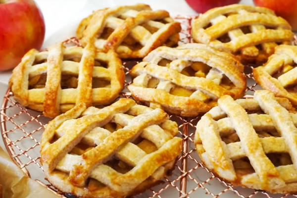 How To Make Apple Pie Cookies - Apple Pie Recipes - Fall Dessert Recipes