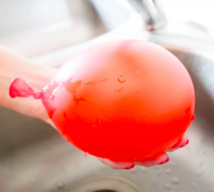 Use Balloon Filled With Water To Make Sugar Bowls - Candy Splash Sugar Bowl Recipe