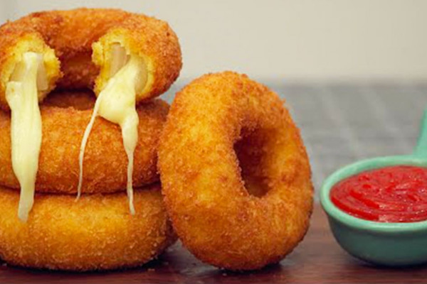 Mozzarella Onion Rings Recipe - Onion Rings Recipe - Mozzarella Recipes