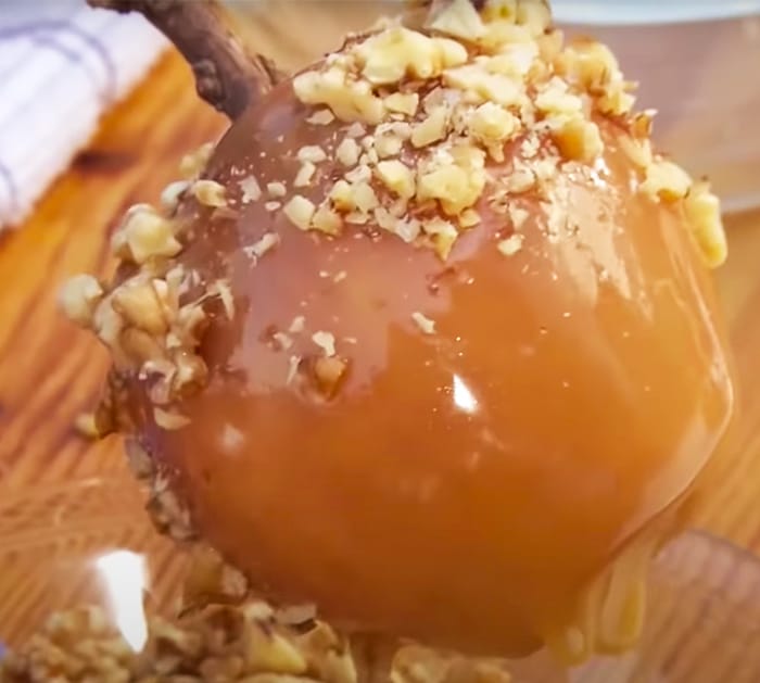 Add Any Peanuts To Caramel Apples - How To Make Fall Desserts