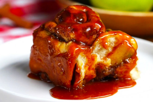 Salted Caramel Apple Cinnamon Rolls Recipe - Tasty Channel - Cinnamon Rolls Recipe