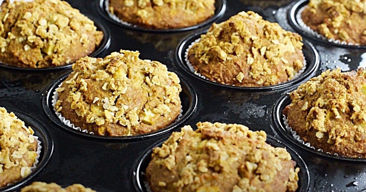 Healthy Apple Pie Muffins Recipe | DIY Joy Projects and Crafts Ideas