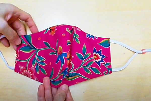 How To Make An Adjustable Face Mask - DIY Mask - Mask With Beads