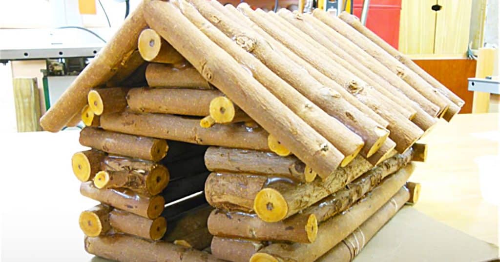 How To Build A Log Cabin Birdhouse - Make a Birdhouse From Wood From The Garden - Easy Birdhouse Idea