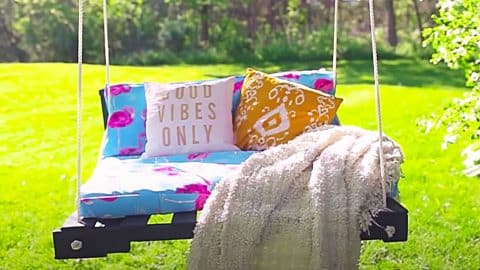 How To Make A Pallet Swing | DIY Joy Projects and Crafts Ideas