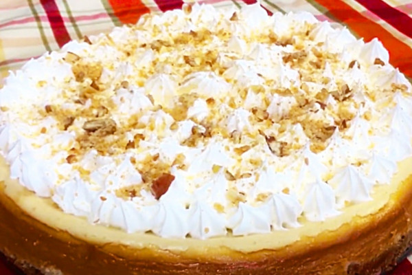 Praline Cheesecake Recipe - Praline Ideas - Praline Lovers Cheesecake
