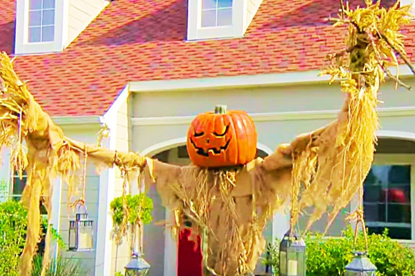 How To Make A Pumpkin Scarecrow - Halloween Decor - Outdoor Halloween Prop