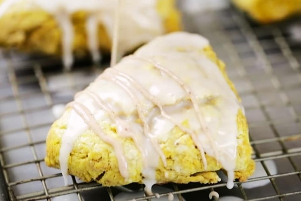 Copycat Starbucks Pumpkin Scones Recipe