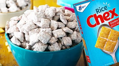 How To Make Puppy Chow | DIY Joy Projects and Crafts Ideas