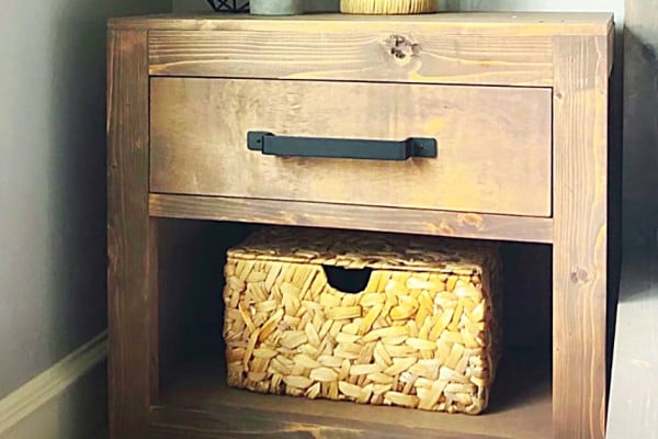 How To Build A Rustic Nightstand - Use 2 x 4s To Build A Nightstand - Furniture Ideas