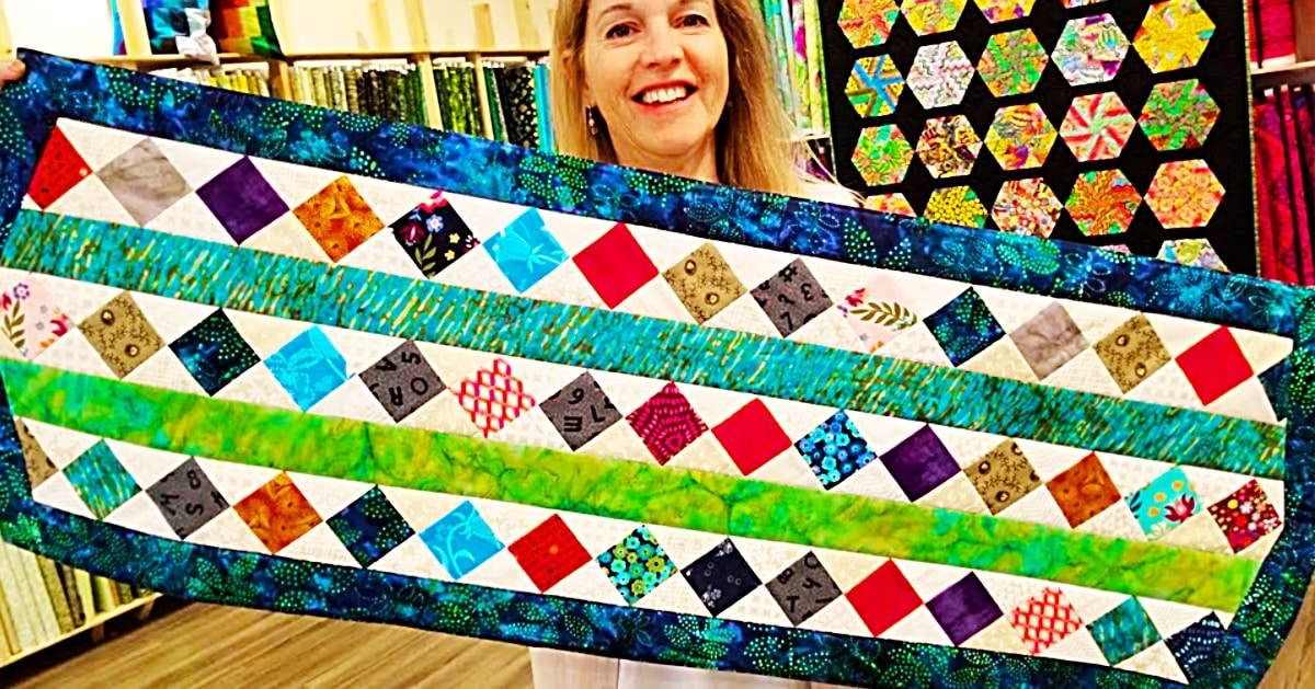 Jelly Roll Scrap Buster Table Runner With Donna Jordan | DIY Joy Projects and Crafts Ideas