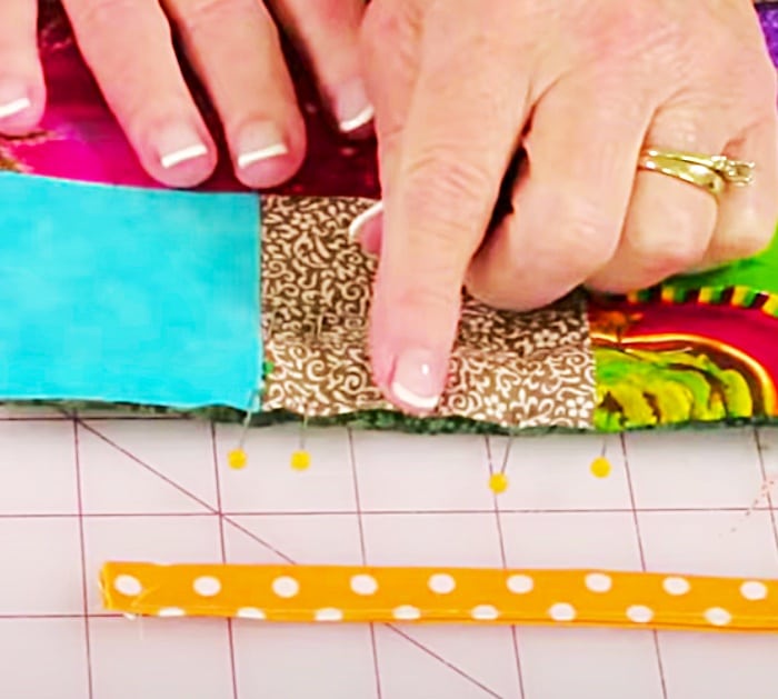 DIY Pot Holder With Hook Loop - Sew An Easy DIY Potholder - Cool Sewing Ideas